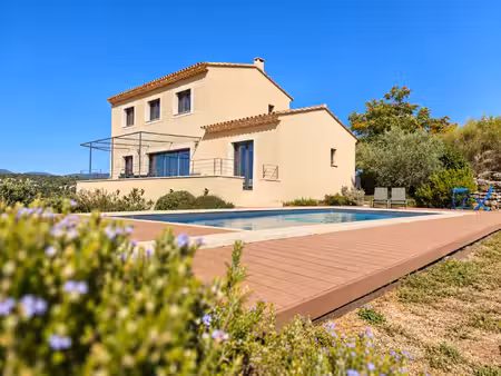 maison de luxe à vendre à apt
