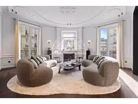 appartement de prestige à paris 8ème !