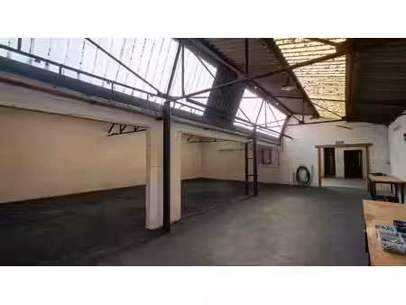 entrepot quartier ouest