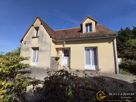en campagne à 5 minutes de thiron gardais