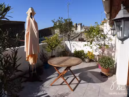 maison familiale avec terrasse et espace indépendant au rdc