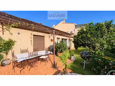 maison de ville 217 m2 grands volumes et espaces indépenda