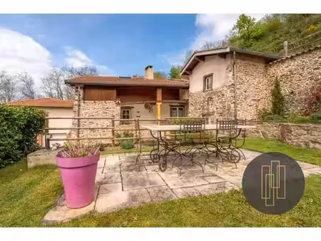 maison de luxe à vendre à courzieu