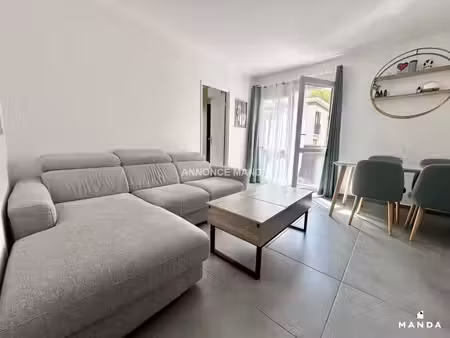 t3 meublé avec balcon - palaiseau