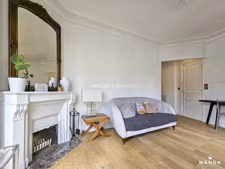 t3 meublé - 48  rue lamarck  75018  paris  france