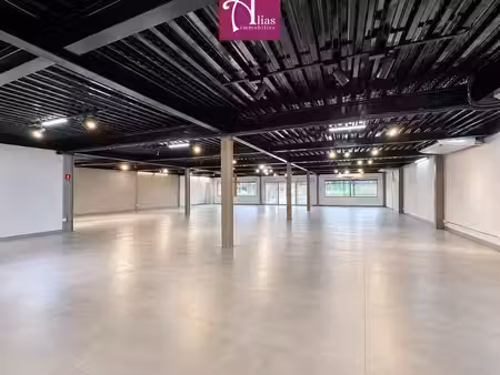 à louer local commercial 350 m2 en rez-de-chaussée excel