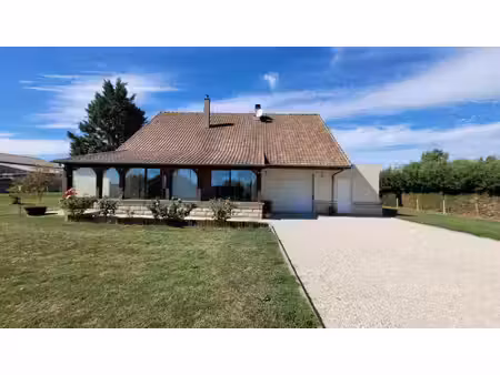 maison 122 m2 avec 5 chambres et garage attenant