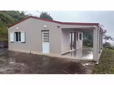 maison neuve f3   jardin et vue panoramique balata
