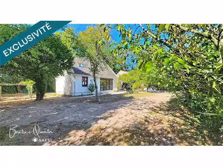 maison rénovée  plain-pied  900 m2  rer c à pied