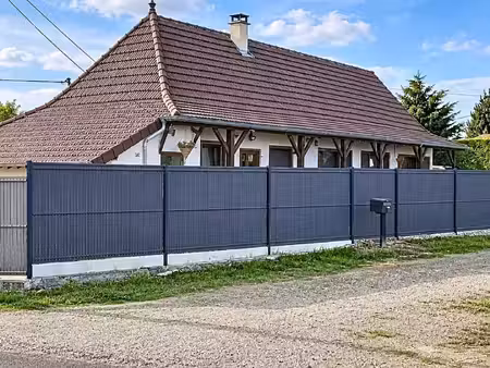 maison 100m²  3 chambres  terrains clos de 2600m²