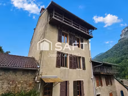 maison 165 m² à rénover – 4 chambres – grenier aménageable 55 m² – 49 000 €