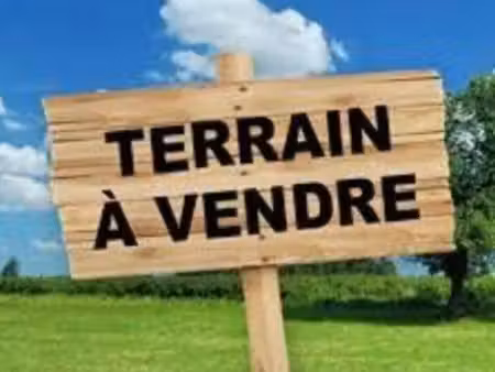 terrain proche du littoral