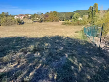 terrain à bâtir.