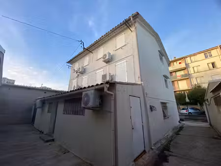 immeuble la seyne sur mer 15 pièce(s) 203 m2
