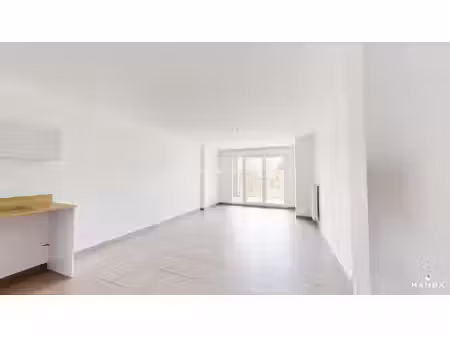 t4 non meublé avec balcon - 735  route de frans  69400  villefranche-sur-saône  france