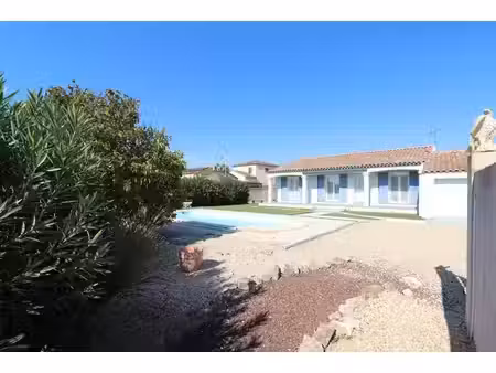 bellegarde maison 100 m² avec piscine sur 800 m² de terrain