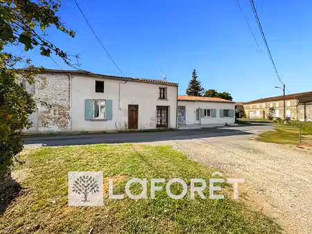 ensemble immobilier de 155m² en pierre avec deux habitations ? givrezac (17260)