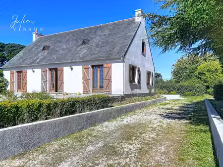maison de plain-pied  combles de 62 m² aménageables et terrain constructible