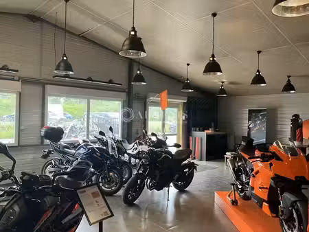 vente commerce bourges 18000 750m²