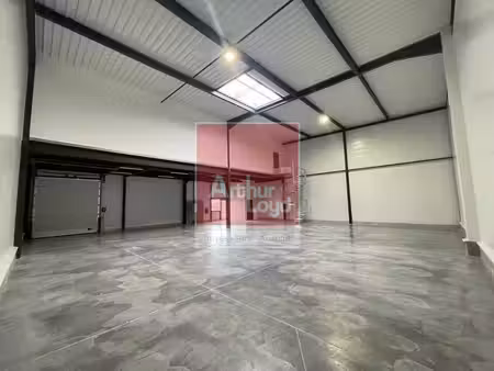location entrepôt auxerre 89000 342m²
