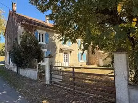 vente maison à sauzé-vaussais (79190) : à vendre / 225m² sauzé-vaussais