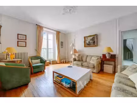 duplex de luxe à vendre dans le quartier notre dame