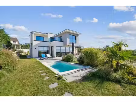 maison de luxe à vendre à crespières