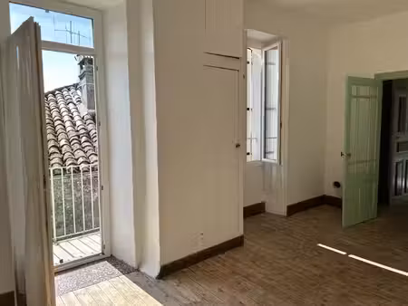 location appartement 4 pièces 104 m² à vallon-pont-d’arc (07150)