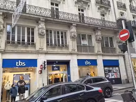 location bureaux et commerces à angers centre (49000) : à louer / 96m² angers centre