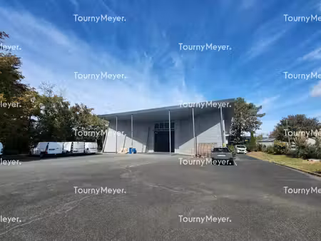 location local d’activités seignosse 40510 716m²
