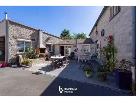 maison ancienne 4 chambres dépendance