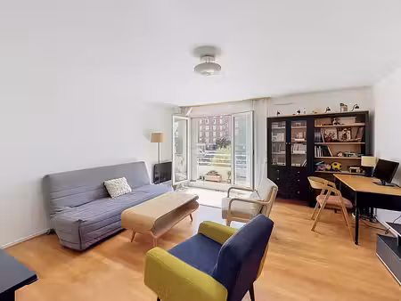appartement 3 pièce(s) 73 m2 avec balcon et place de parking