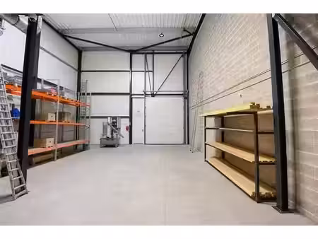 vente local d'activités bailly romainvilliers 426 m²