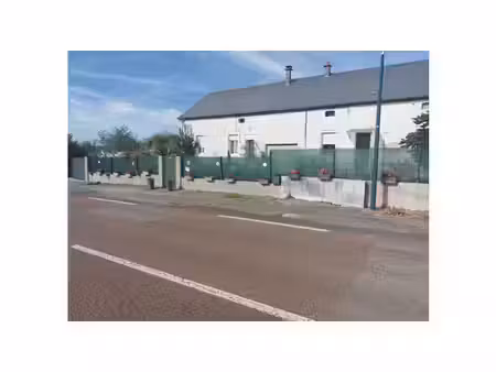 maison 8 pièces - deux logements indépendants à charrin