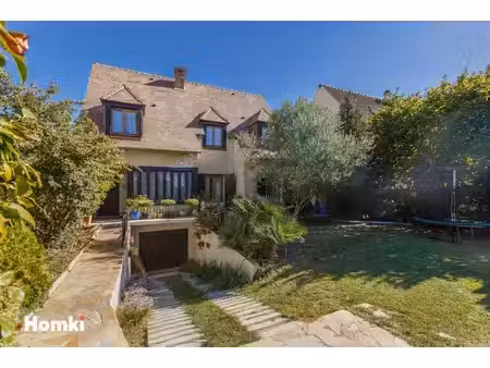 maison/villa t6 de 160 m² à le plessis-bouchard 95130