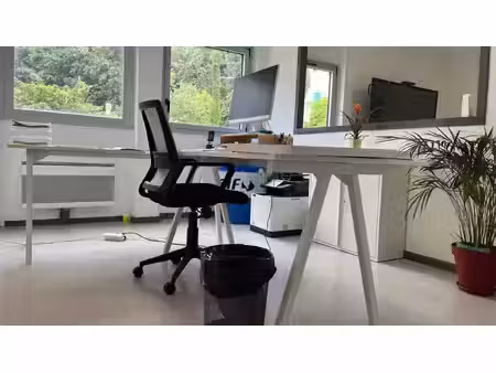 location commerce 85 m² à nice (06200)