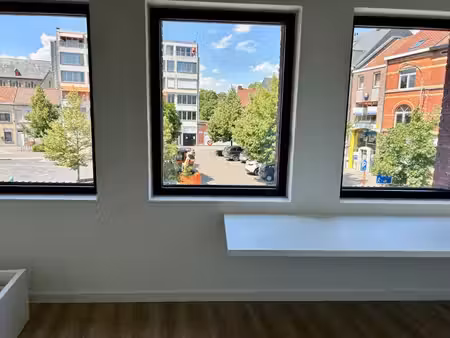 moderne lichtrijke studentenkamer in een nieuwbouwproject op een top locatie in centrum ko