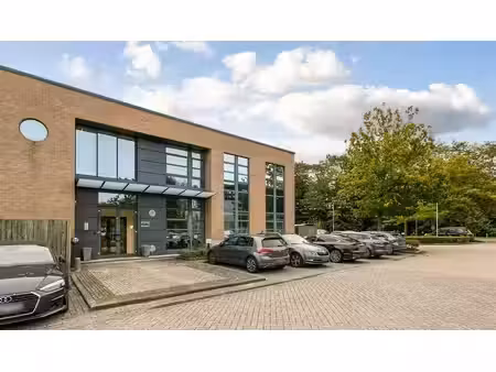 gelijkvloers kantoor te huur in e19 business park te mechelen