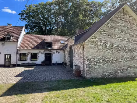 uniek en karaktervol wonen in houthalen in een oase van groen en rust