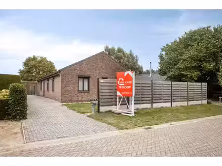 huis te koop in zandhoven met 4 slaapkamers