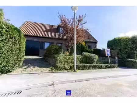 bungalow à vendre avec garage et 4 chambres   mouscron (vbe71375)