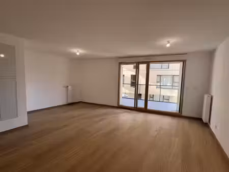 location appartement 2 pièces 47m² chambery 73000