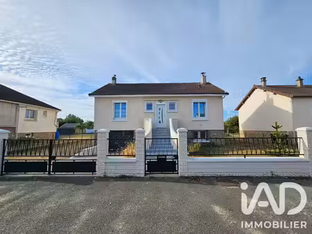 maison à vaas (72500)