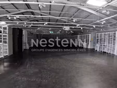 vente commerce vannes 56000 740m²