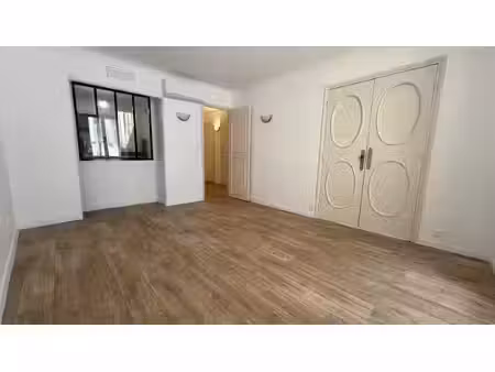 vieux nice 2 pièces vide