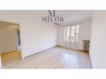 studio - excellent etat - lumineux