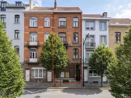 commercieel te koop in brussel met 6 slaapkamers