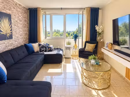 joli appartement de 67 m²  au calme  proche transports