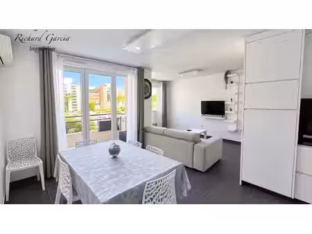 appartement la seyne sur mer 2 pièces 51 m2 - deux places de parking en. sous -sol
