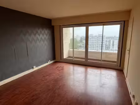 appartement de 3 pièces - meudon la foret